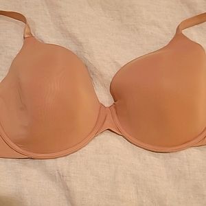 Victoria's Secret t shirt bra